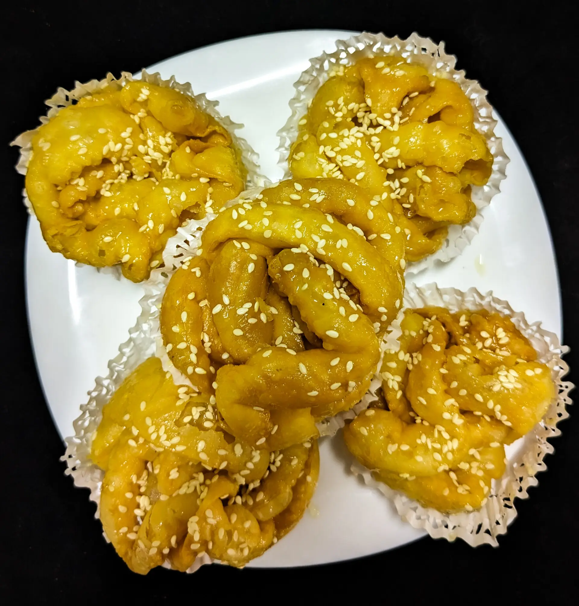 Authentic Algerian Griwech Recipe: 1 Crispy Honey Pastry Guide